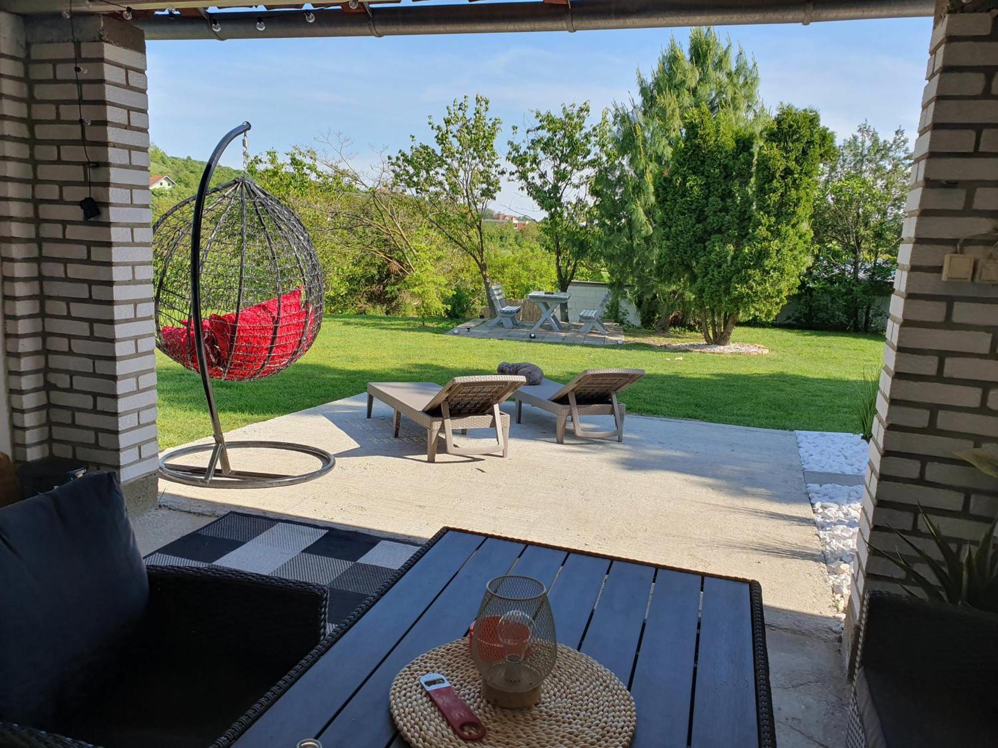 Afrodita Apartment Vrdnik Luaran gambar