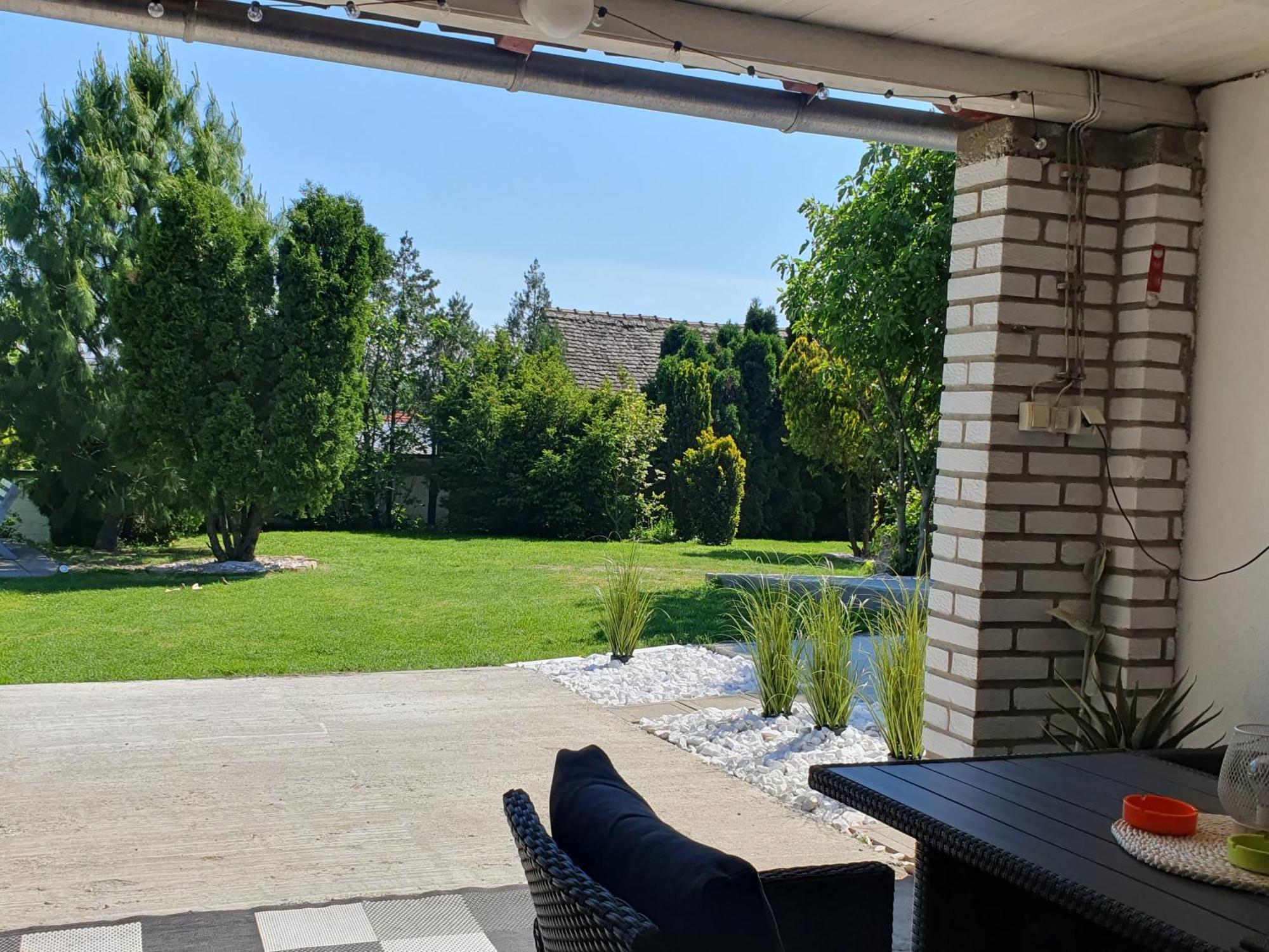 Afrodita Apartment Vrdnik Luaran gambar